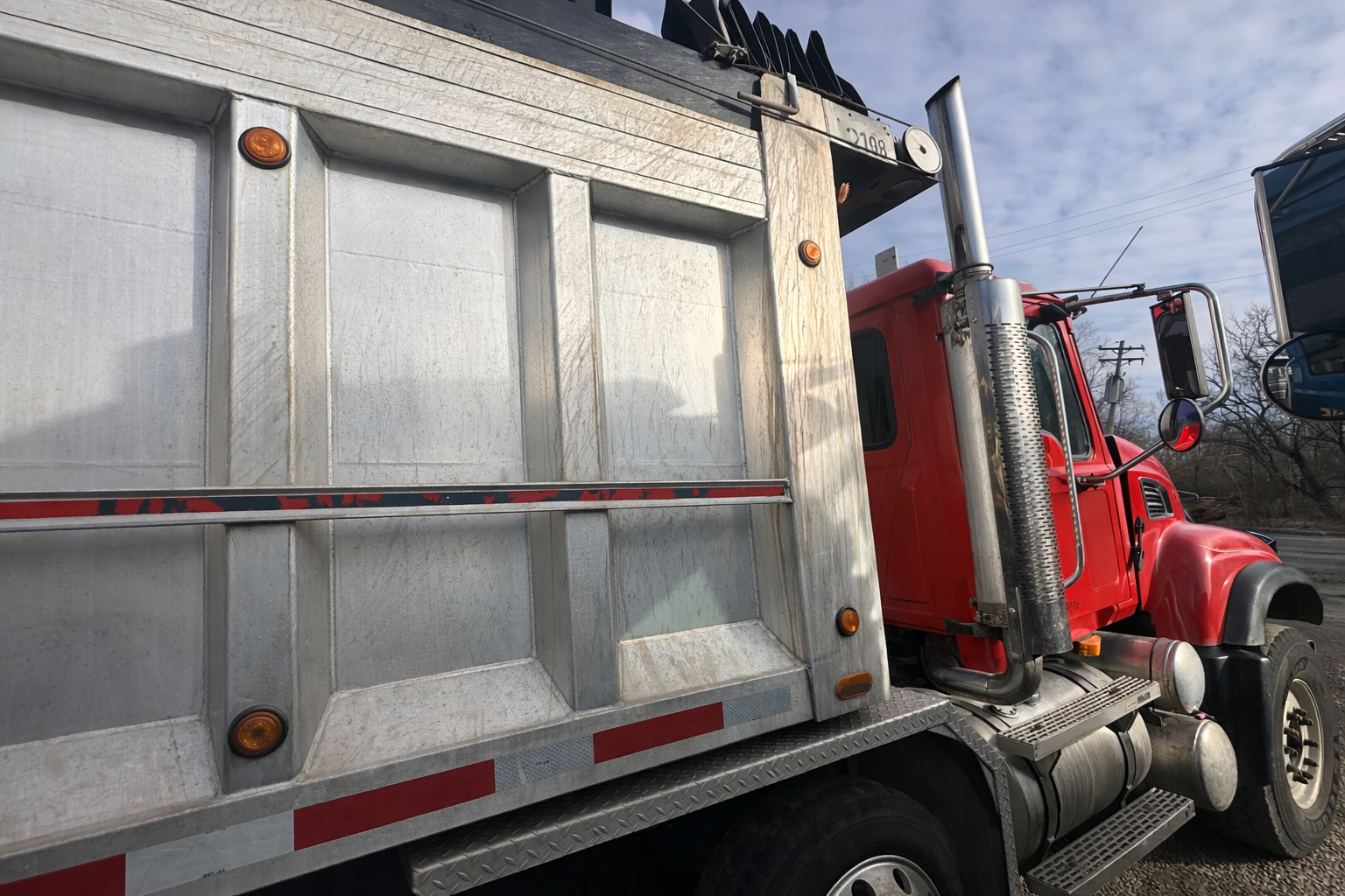 2007 MACK CV713 - Image 11